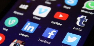 ¿Son las empresas activas en las redes sociales?