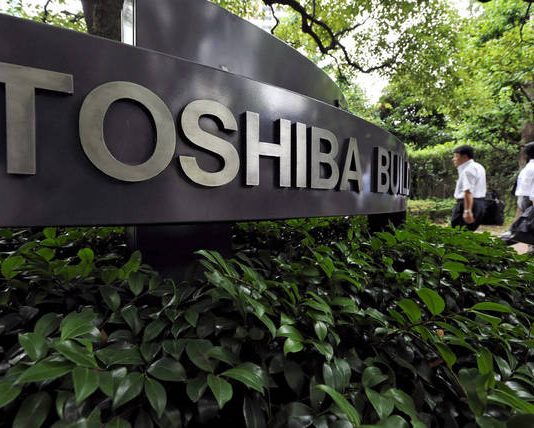 Toshiba reestructura su línea de negocio