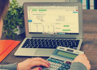 PEgg Chatbot de contabilidad