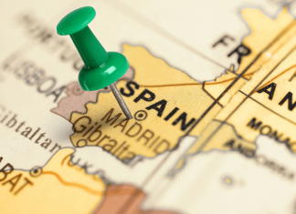 España desbanca a EEUU como destino turística preferido para los latinoamericanos