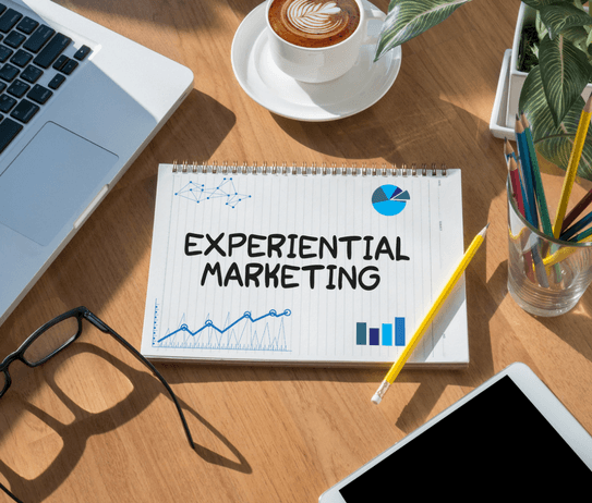 El marketing experiencial en el marketing de lujo y diferencias con el marketing de consumo