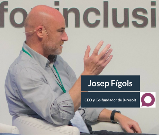 Josep hablando de lado