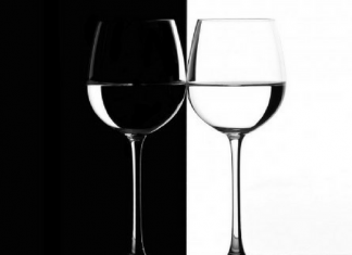 vaso negro y blanco
