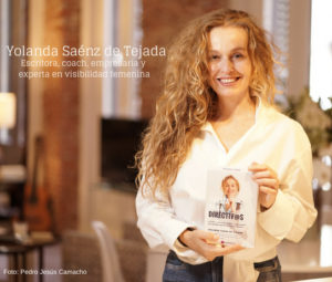 Yolanda Sáenz de Tejada cuenta con una dilatada carrera y 18 libros publicados hasta el momento. Es empresaria, escritora, conferenciante, poeta y experta en visibilidad de mujeres empresarias.