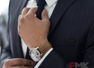 La corbata deja de ser obligatoria en los negocios