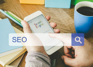 un usuario buscando los fundamentos SEO